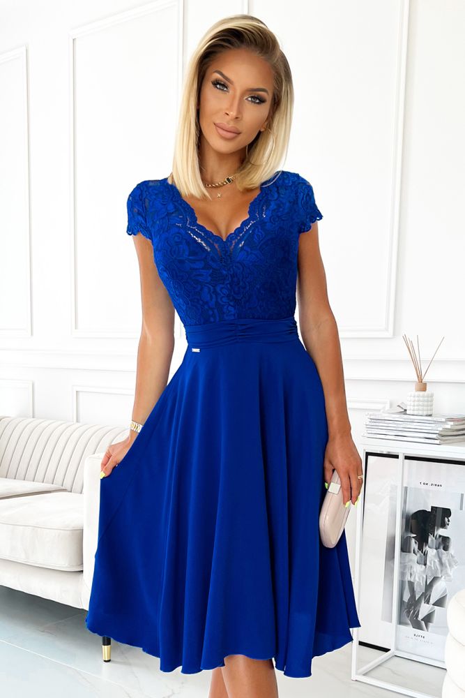 Numoco Dámské krajkové šaty Linda královsky modrá